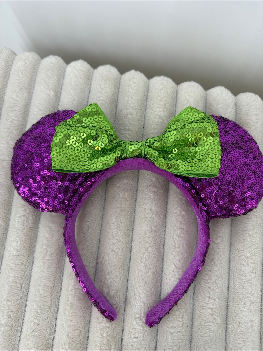 Disney Halloween Kids Sequin Mouse Ear Headband with Green Bow - Purple